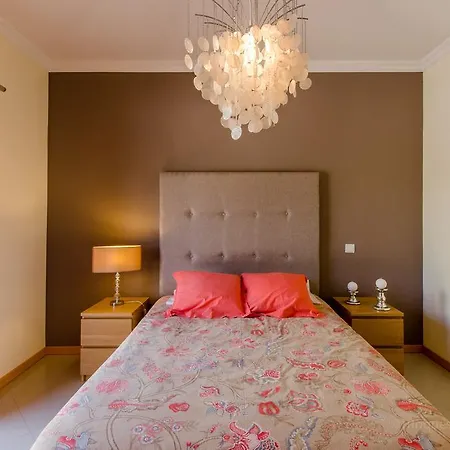 Encosta Da Orada Apartman *