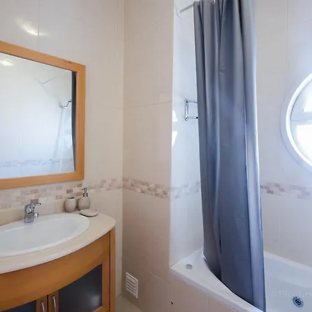 Apartament Encosta Da Orada * البوفيرا